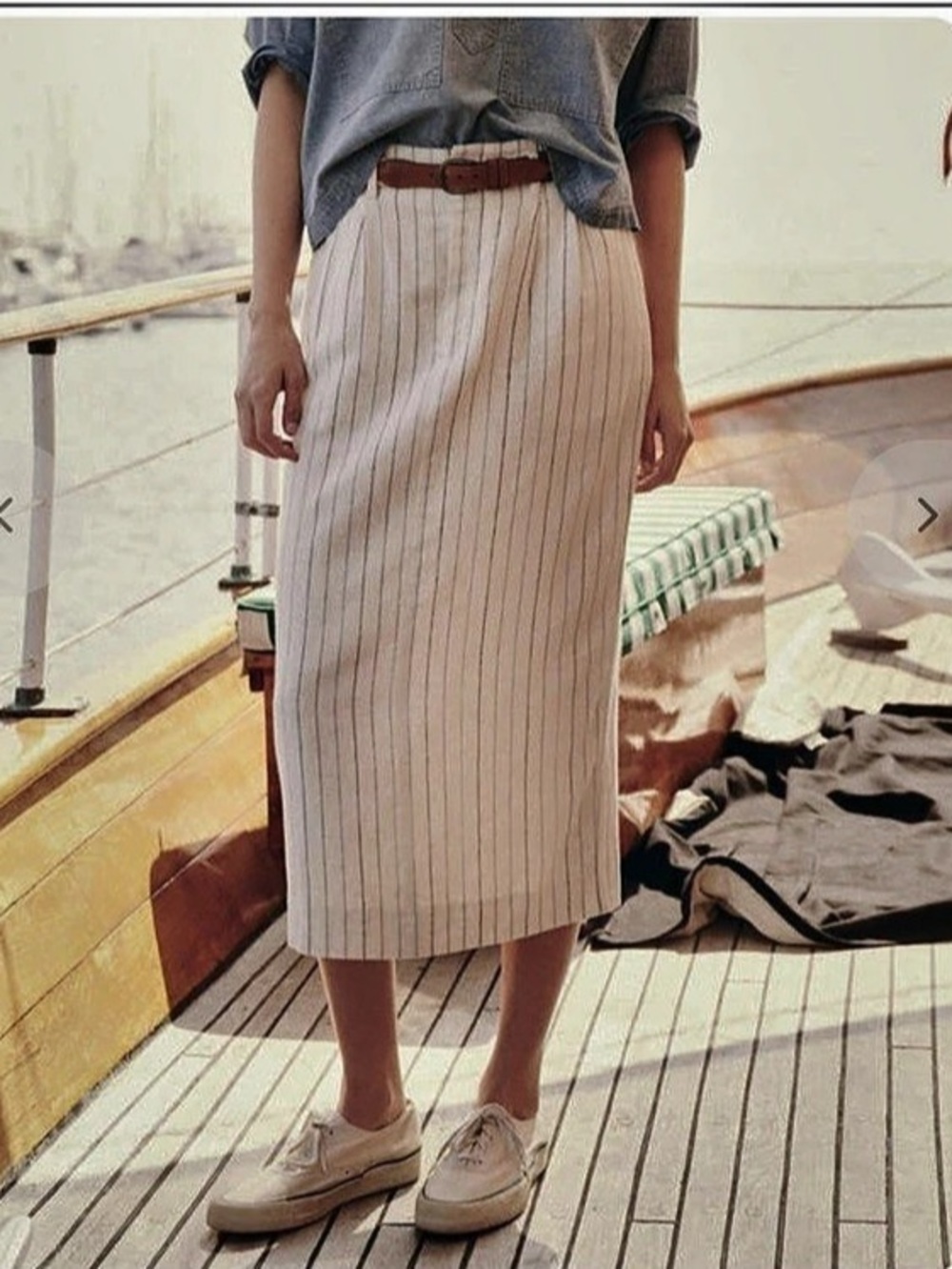 The Great. The Pleated Column Skirt in Cream Pinstripe Skirt Waist 29